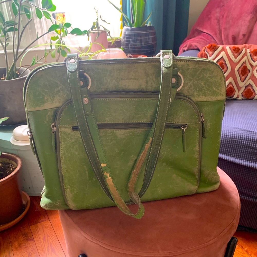 Franklin Covey vintage bag with laptop compartment